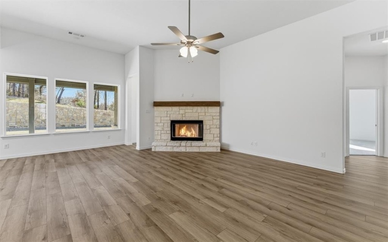 405 Hayden Faith Court, Springtown, TX 76082, 4 Habitaciones Habitaciones , ,3 BañosBaños,Residential,En Venta,405 Hayden Faith Court,0,21119440