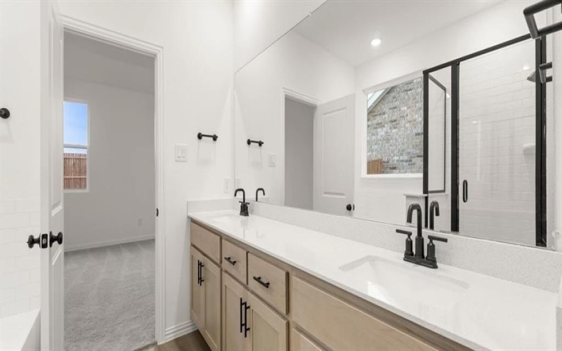 760 Waterhouse Lake Drive, Anna, TX 75409, 4 Habitaciones Habitaciones , ,2 BañosBaños,Residential,En Venta,760 Waterhouse Lake Drive,0,21119654