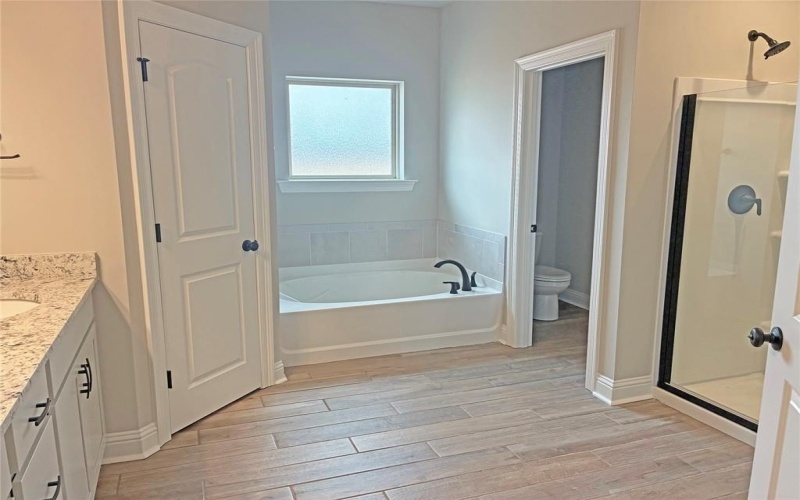 211 Paisley Lane, Bossier City, LA 71111, 3 Bedrooms Bedrooms, ,2 BathroomsBathrooms,Residential,For Sale,211 Paisley Lane,0,21119827