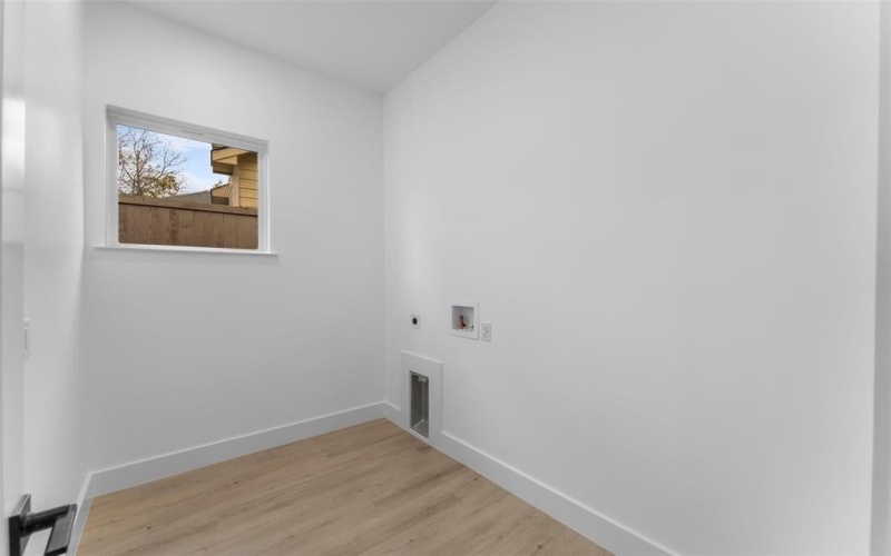 5308 Chippewa Drive, Dallas, TX 75212, 4 Bedrooms Bedrooms, ,2 BathroomsBathrooms,Residential,For Sale,5308 Chippewa Drive,0,21119835