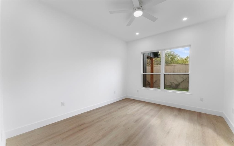 5308 Chippewa Drive, Dallas, TX 75212, 4 Bedrooms Bedrooms, ,2 BathroomsBathrooms,Residential,For Sale,5308 Chippewa Drive,0,21119835