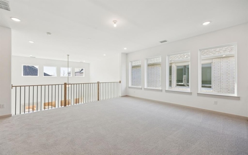 6829 Claystone Drive, McKinney, TX 75070, 4 Bedrooms Bedrooms, ,5 BathroomsBathrooms,Residential,For Sale,6829 Claystone Drive,0,21119859