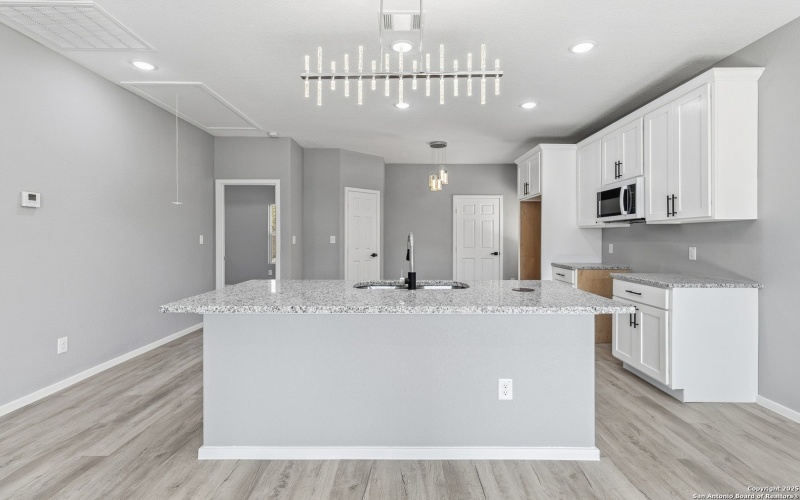 5819 Mayo, San Antonio, TX 78227, 3 Bedrooms Bedrooms, ,2 BathroomsBathrooms,Residential,For Sale,5819 Mayo,0,1924939