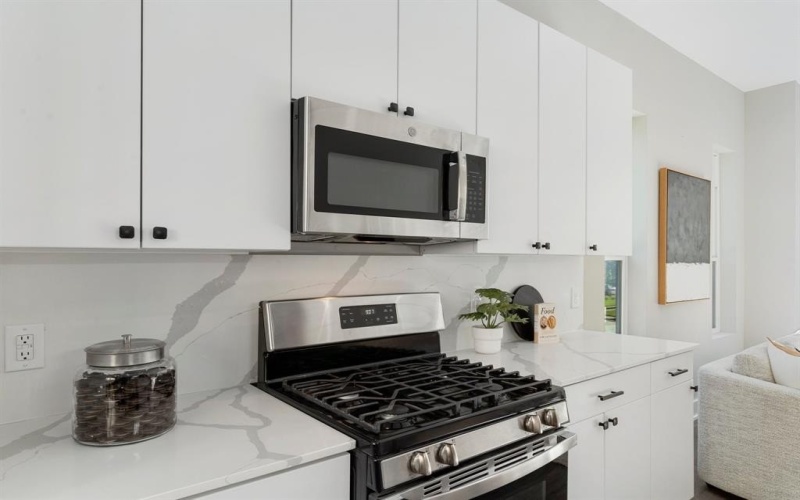 5810 Hudson Street, Dallas, TX 75206, 2 Bedrooms Bedrooms, ,2 BathroomsBathrooms,Residential Multi Family,For Sale,5810 Hudson Street,0,21117696