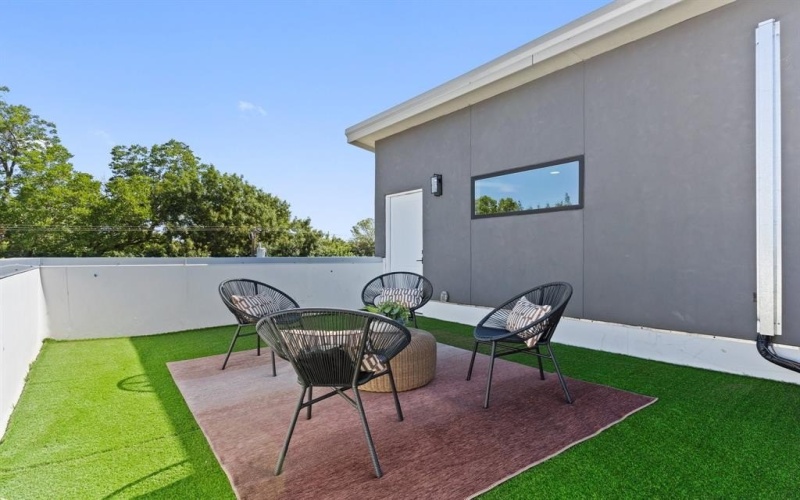 5810 Hudson Street, Dallas, TX 75206, 2 Bedrooms Bedrooms, ,2 BathroomsBathrooms,Residential Multi Family,For Sale,5810 Hudson Street,0,21117696