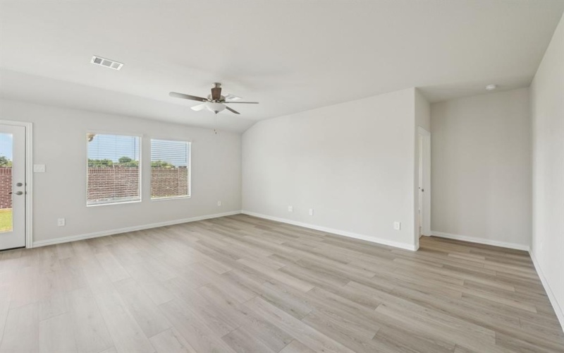 806 Woodford Way, Lowry Crossing, TX 75069, 4 Bedrooms Bedrooms, ,3 BathroomsBathrooms,Residential,For Sale,806 Woodford Way,0,21117994