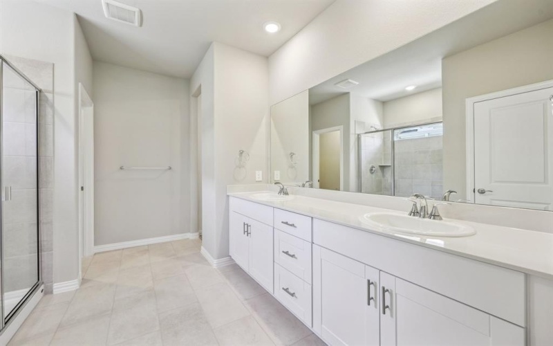 804 Woodford Way, Lowry Crossing, TX 75069, 5 Bedrooms Bedrooms, ,3 BathroomsBathrooms,Residential,For Sale,804 Woodford Way,0,21117997