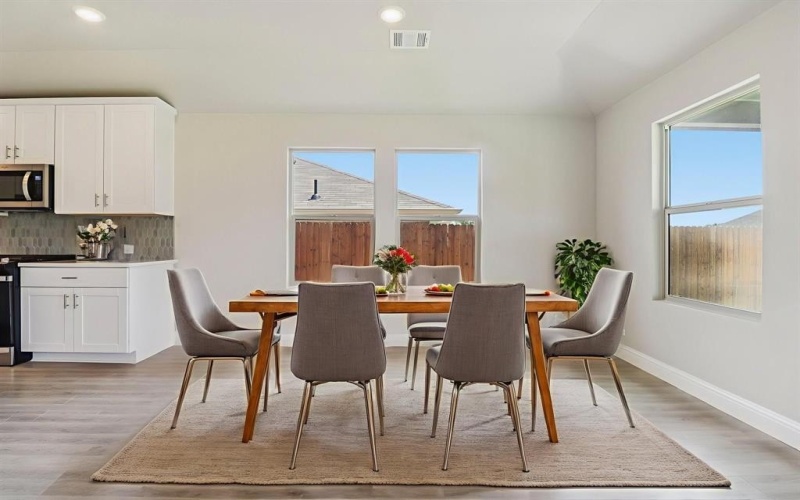 4102 Joe Pool Drive, Farmersville, TX 75442, 4 Habitaciones Habitaciones , ,3 BañosBaños,Residential,En Venta,4102 Joe Pool Drive,0,21117999