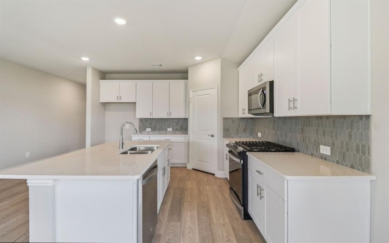 4102 Joe Pool Drive, Farmersville, TX 75442, 4 Habitaciones Habitaciones , ,3 BañosBaños,Residential,En Venta,4102 Joe Pool Drive,0,21117999