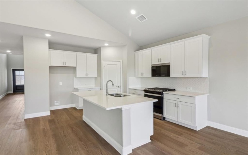 4014 Joe Pool Drive, Farmersville, TX 75442, 4 Habitaciones Habitaciones , ,2 BañosBaños,Residential,En Venta,4014 Joe Pool Drive,0,21118005