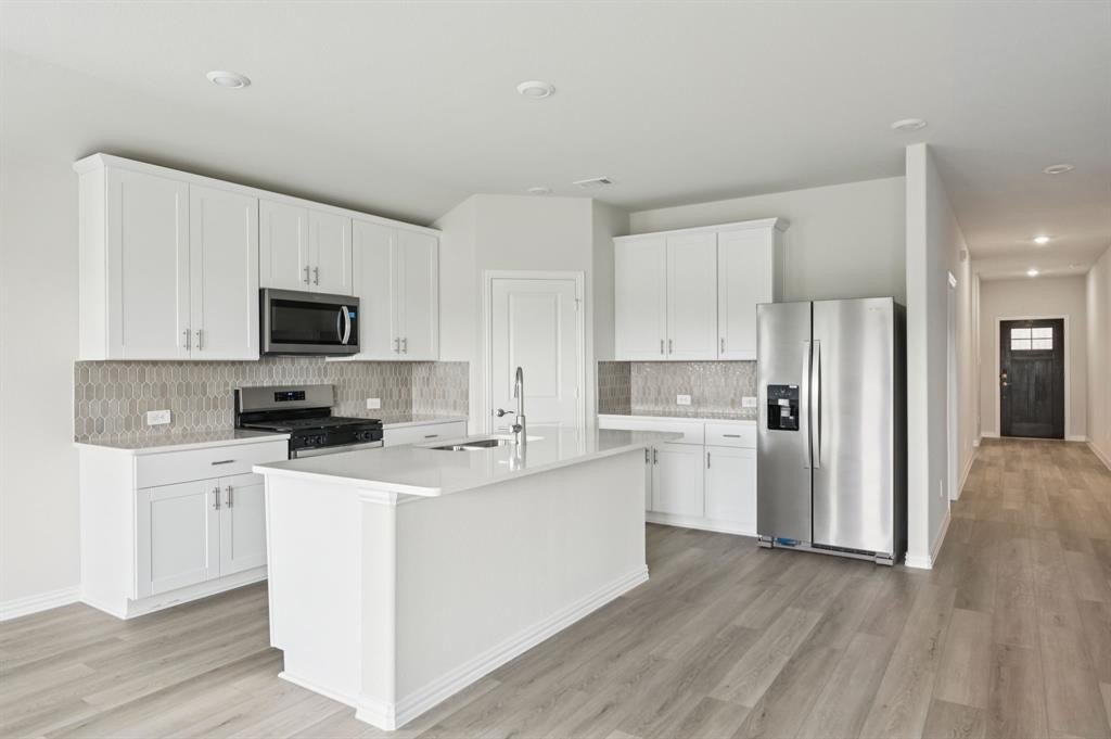 4012 Joe Pool Drive, Farmersville, TX 75442, 4 Habitaciones Habitaciones , ,3 BañosBaños,Residential,En Venta,4012 Joe Pool Drive,0,21118008