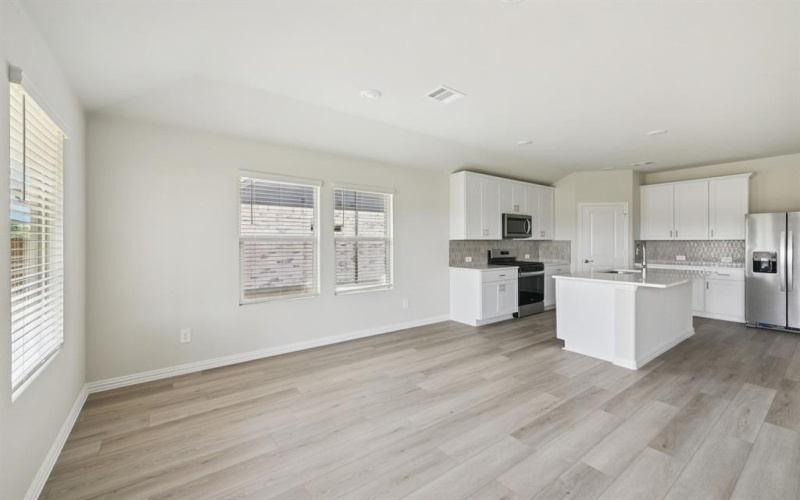 4012 Joe Pool Drive, Farmersville, TX 75442, 4 Habitaciones Habitaciones , ,3 BañosBaños,Residential,En Venta,4012 Joe Pool Drive,0,21118008