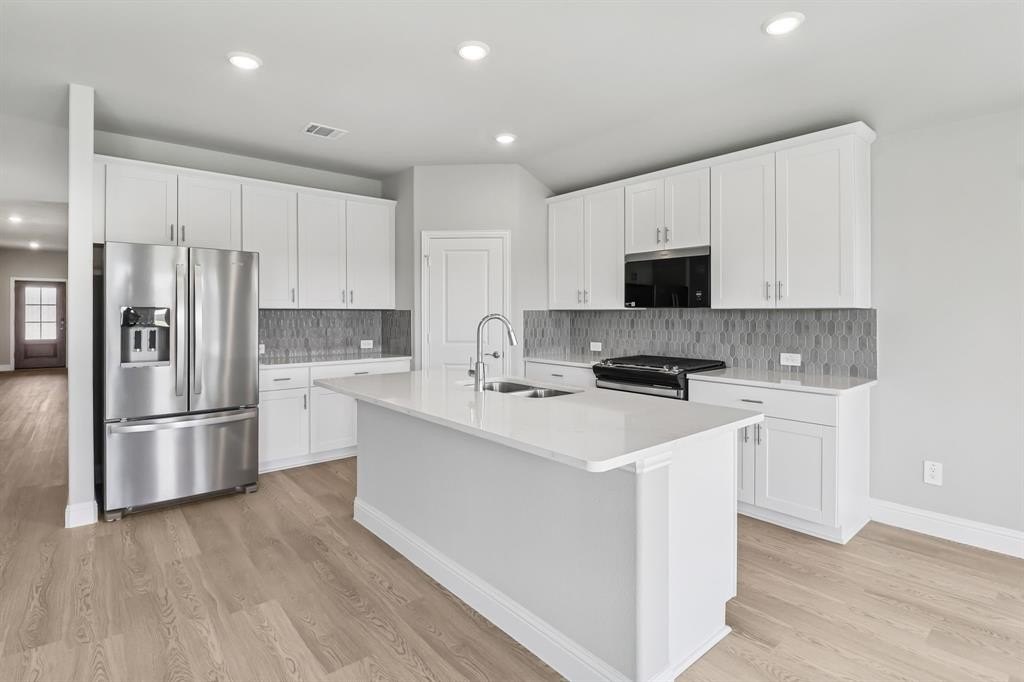 4008 Joe Pool Drive, Farmersville, TX 75442, 4 Habitaciones Habitaciones , ,3 BañosBaños,Residential,En Venta,4008 Joe Pool Drive,0,21118011