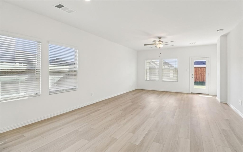 3138 Texoma Boulevard, Farmersville, TX 75442, 4 Habitaciones Habitaciones , ,2 BañosBaños,Residential,En Venta,3138 Texoma Boulevard,0,21118020