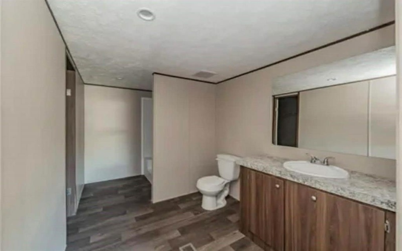 5017 Dove Street, Greenville, TX 75402, 5 Bedrooms Bedrooms, ,3 BathroomsBathrooms,Residential,For Sale,5017 Dove Street,0,21118740