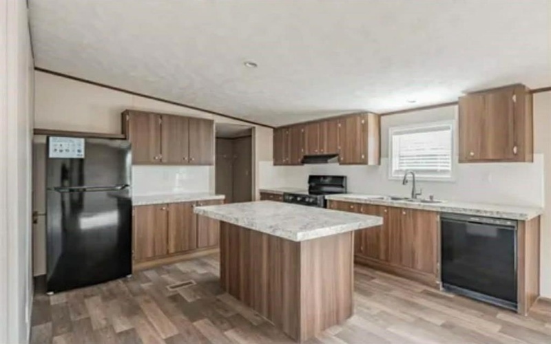 5017 Dove Street, Greenville, TX 75402, 5 Bedrooms Bedrooms, ,3 BathroomsBathrooms,Residential,For Sale,5017 Dove Street,0,21118740