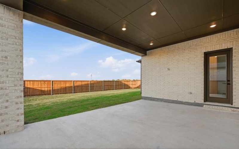 914 Roys Drive, Rockwall, TX 75087, 4 Bedrooms Bedrooms, ,3 BathroomsBathrooms,Residential,For Sale,914 Roys Drive,0,21119245