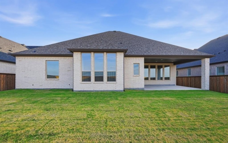 914 Roys Drive, Rockwall, TX 75087, 4 Bedrooms Bedrooms, ,3 BathroomsBathrooms,Residential,For Sale,914 Roys Drive,0,21119245