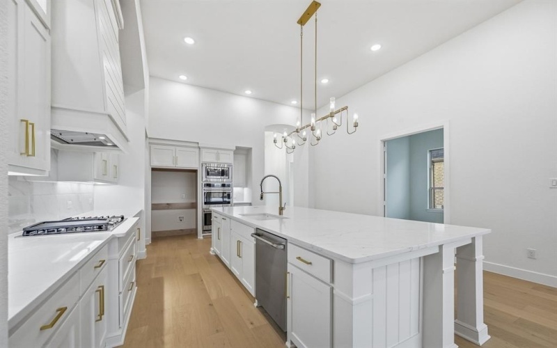 914 Roys Drive, Rockwall, TX 75087, 4 Bedrooms Bedrooms, ,3 BathroomsBathrooms,Residential,For Sale,914 Roys Drive,0,21119245