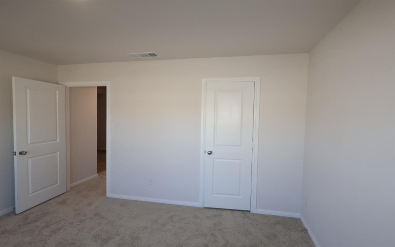 1708 Foliage Drive, Fort Worth, TX 76131, 3 Bedrooms Bedrooms, ,2 BathroomsBathrooms,Residential,For Sale,1708 Foliage Drive,0,21119313