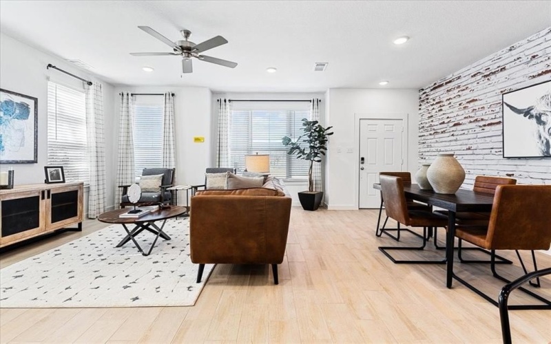 3721 Star Mesa Street #16, Heartland, TX 75114, 3 Habitaciones Habitaciones , ,2 BañosBaños,Residential,En Venta,3721 Star Mesa Street,0,21119419