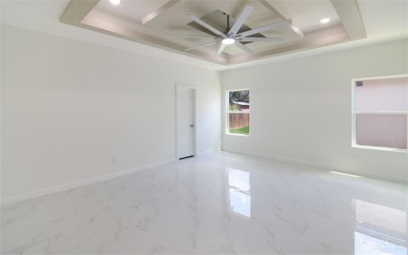 204 32nd Street, Hidalgo, TX 78557, 4 Bedrooms Bedrooms, ,2 BathroomsBathrooms,Residential,For Sale,204 32nd Street,0,487694