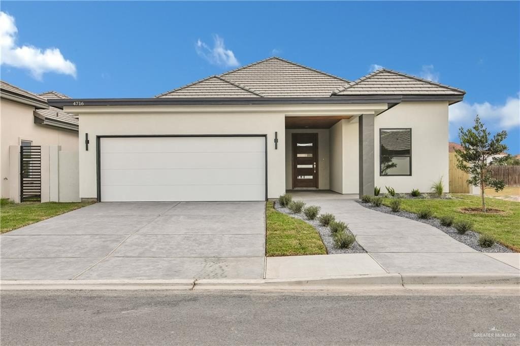 4716 S Waterford Avenue, Edinburg, TX 78539, 4 Bedrooms Bedrooms, ,2 BathroomsBathrooms,Residential,For Sale,4716 S Waterford Avenue,0,487698