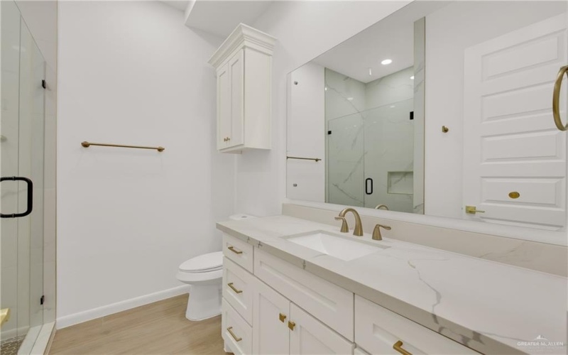 4716 S Waterford Avenue, Edinburg, TX 78539, 4 Bedrooms Bedrooms, ,2 BathroomsBathrooms,Residential,For Sale,4716 S Waterford Avenue,0,487698