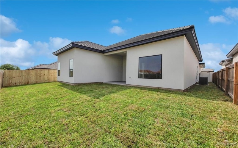 4716 S Waterford Avenue, Edinburg, TX 78539, 4 Bedrooms Bedrooms, ,2 BathroomsBathrooms,Residential,For Sale,4716 S Waterford Avenue,0,487698