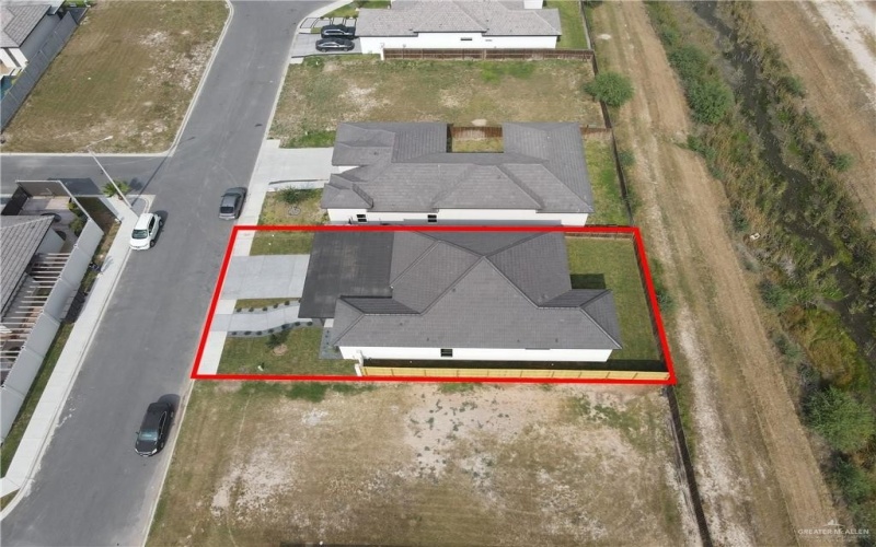 4716 S Waterford Avenue, Edinburg, TX 78539, 4 Bedrooms Bedrooms, ,2 BathroomsBathrooms,Residential,For Sale,4716 S Waterford Avenue,0,487698