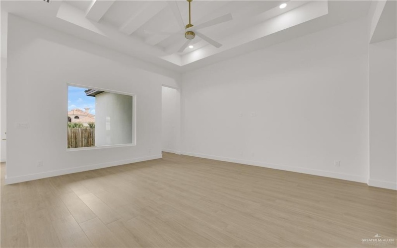 4716 S Waterford Avenue, Edinburg, TX 78539, 4 Bedrooms Bedrooms, ,2 BathroomsBathrooms,Residential,For Sale,4716 S Waterford Avenue,0,487698