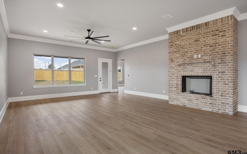 317 Mac Circle, Bullard, TX 75757, 4 Bedrooms Bedrooms, ,3 BathroomsBathrooms,Residential,For Sale,317 Mac Circle,0,25017093