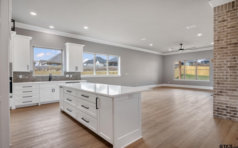 317 Mac Circle, Bullard, TX 75757, 4 Bedrooms Bedrooms, ,3 BathroomsBathrooms,Residential,For Sale,317 Mac Circle,0,25017093