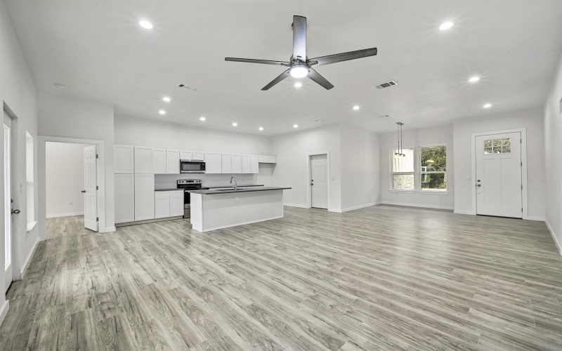 1615 White Tail, Horseshoe Bay, TX 78657, 3 Habitaciones Habitaciones , ,2 BañosBaños,Residential,En Venta,1615 White Tail,0,175813