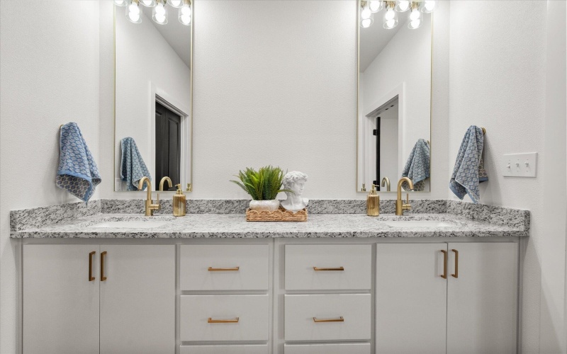 6928 14th Street, Lubbock, TX 79416, 3 Bedrooms Bedrooms, ,2 BathroomsBathrooms,Residential,For Sale,6928 14th Street,0,202563459