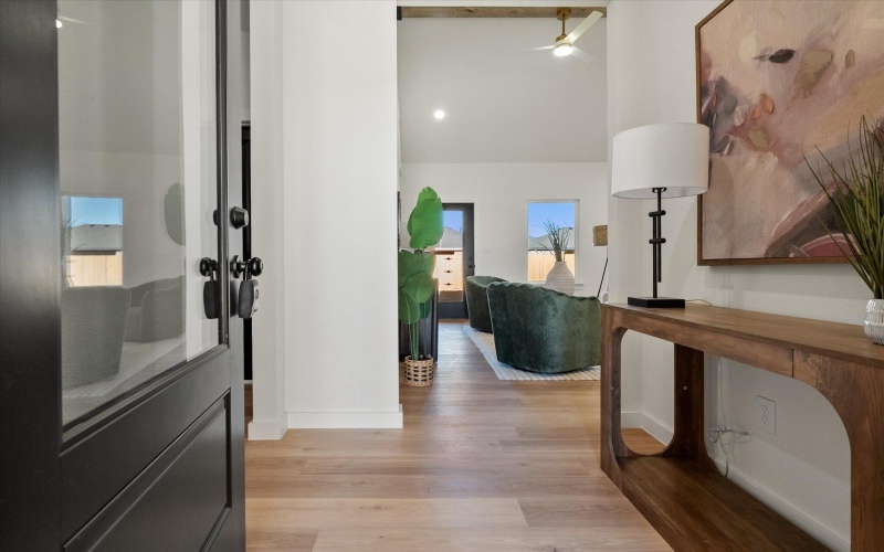 6928 14th Street, Lubbock, TX 79416, 3 Bedrooms Bedrooms, ,2 BathroomsBathrooms,Residential,For Sale,6928 14th Street,0,202563459