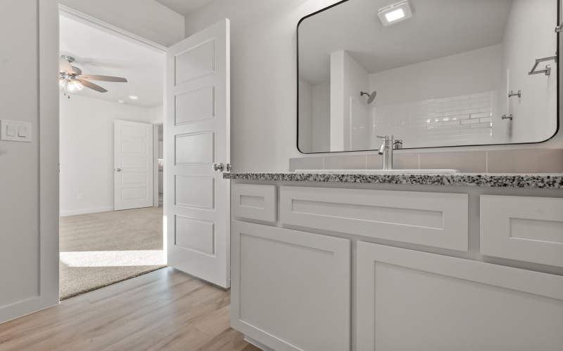 1610 N Clinton Avenue, Lubbock, TX 79416, 3 Habitaciones Habitaciones , ,2 BañosBaños,Residential,En Venta,1610 N Clinton Avenue,0,202563475