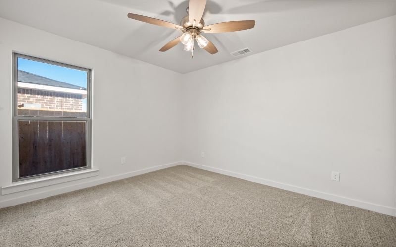 1610 N Clinton Avenue, Lubbock, TX 79416, 3 Habitaciones Habitaciones , ,2 BañosBaños,Residential,En Venta,1610 N Clinton Avenue,0,202563475