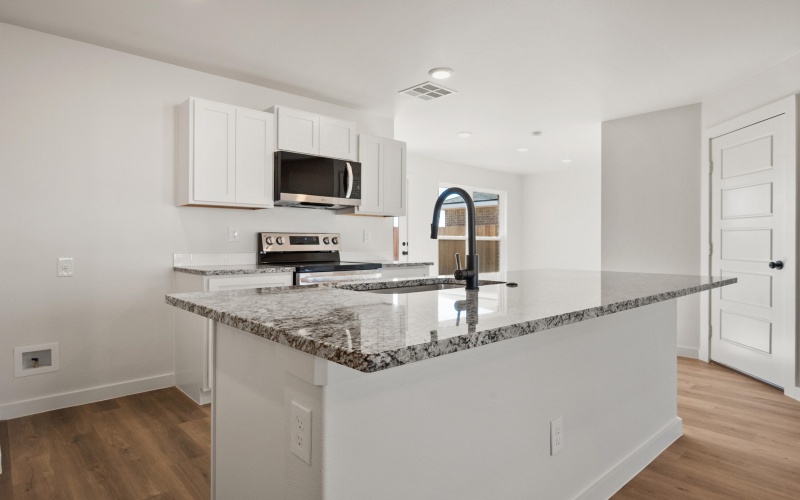 8305 24th Street, Lubbock, TX 79407, 3 Habitaciones Habitaciones , ,2 BañosBaños,Residential,En Venta,8305 24th Street,0,202563476