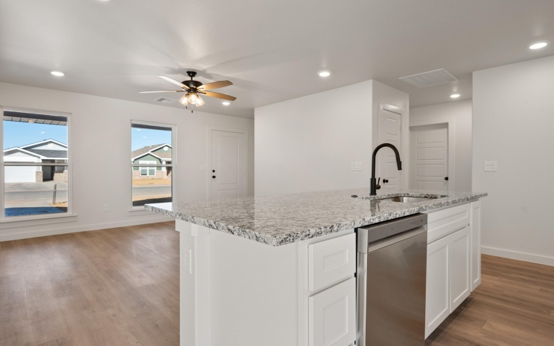 8305 24th Street, Lubbock, TX 79407, 3 Habitaciones Habitaciones , ,2 BañosBaños,Residential,En Venta,8305 24th Street,0,202563476