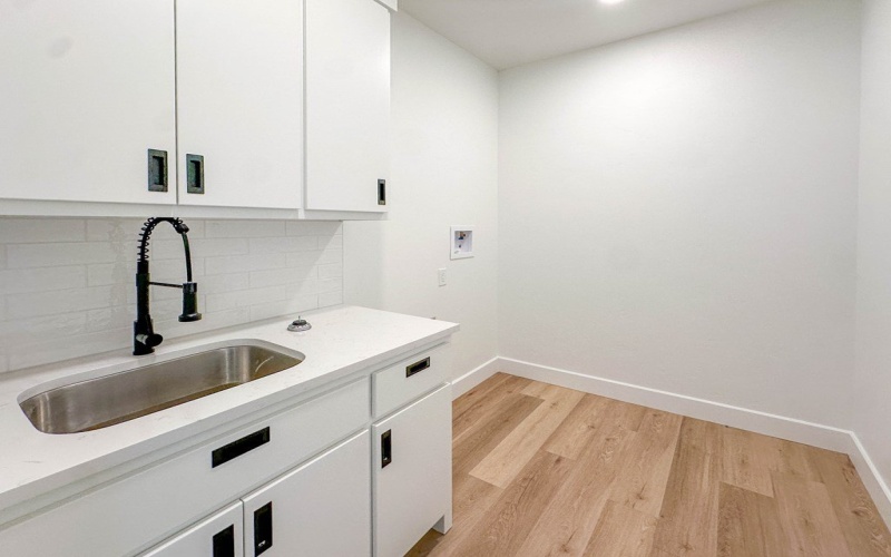 246 County Rd 304-E, Seminole, TX 79360, 4 Habitaciones Habitaciones , ,2 BañosBaños,Residential,En Venta,246 County Rd 304-E,0,162597