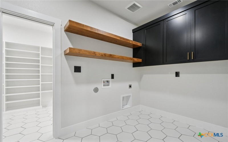 1020 Inka Road, Salado, TX 76571, 4 Bedrooms Bedrooms, ,3 BathroomsBathrooms,Residential,For Sale,1020 Inka Road,0,597091