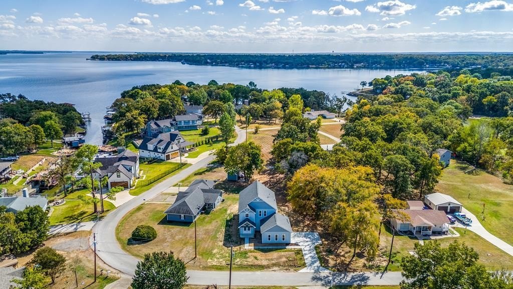 314 Oak Creek Dr, Tool, TX 75143, 4 Bedrooms Bedrooms, ,2 BathroomsBathrooms,Residential,For Sale,314 Oak Creek Dr,108970