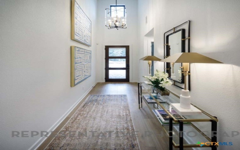 9300 Hamadryas Drive, Austin, TX 78744, 4 Habitaciones Habitaciones , ,5 BañosBaños,Residential,En Venta,9300 Hamadryas Drive,0,598728