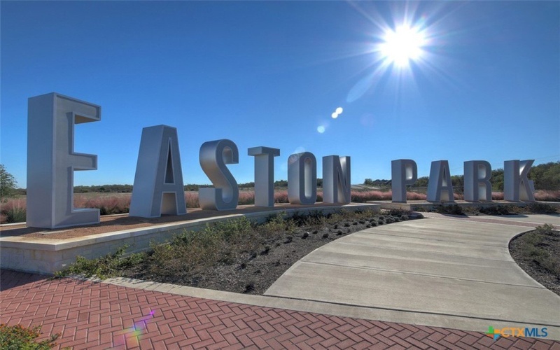 9300 Hamadryas Drive, Austin, TX 78744, 4 Habitaciones Habitaciones , ,5 BañosBaños,Residential,En Venta,9300 Hamadryas Drive,0,598728