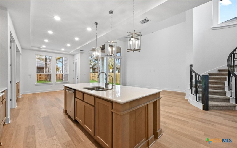 268 Wood Thrush Run, Kyle, TX 78640, 5 Bedrooms Bedrooms, ,6 BathroomsBathrooms,Residential,For Sale,268 Wood Thrush Run,0,598733