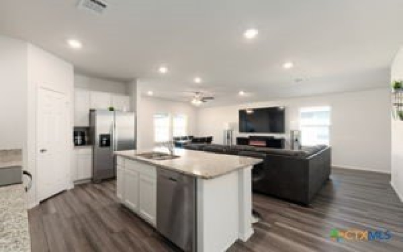 141 Hugh Drive, Killeen, TX 76542, 3 Bedrooms Bedrooms, ,2 BathroomsBathrooms,Residential,For Sale,141 Hugh Drive,0,598734