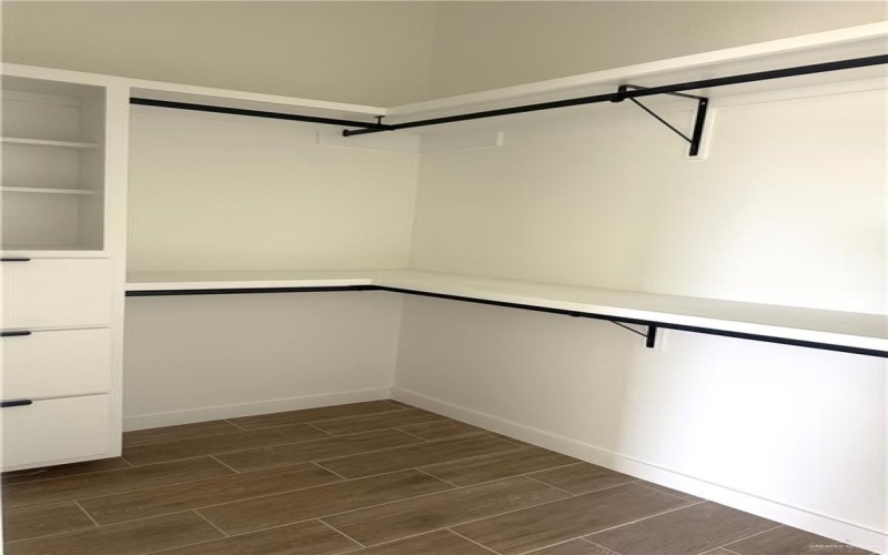 5909 N Playa Del Sol Street, Edinburg, TX 78542, 3 Bedrooms Bedrooms, ,2 BathroomsBathrooms,Residential,For Sale,5909 N Playa Del Sol Street,0,487763