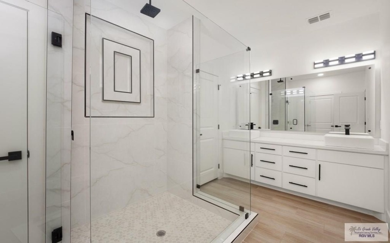 513 EAGLE DR., LOS FRESNOS, TX 78566, 4 Bedrooms Bedrooms, ,3 BathroomsBathrooms,Residential,For Sale,513 EAGLE DR.,0,29770232