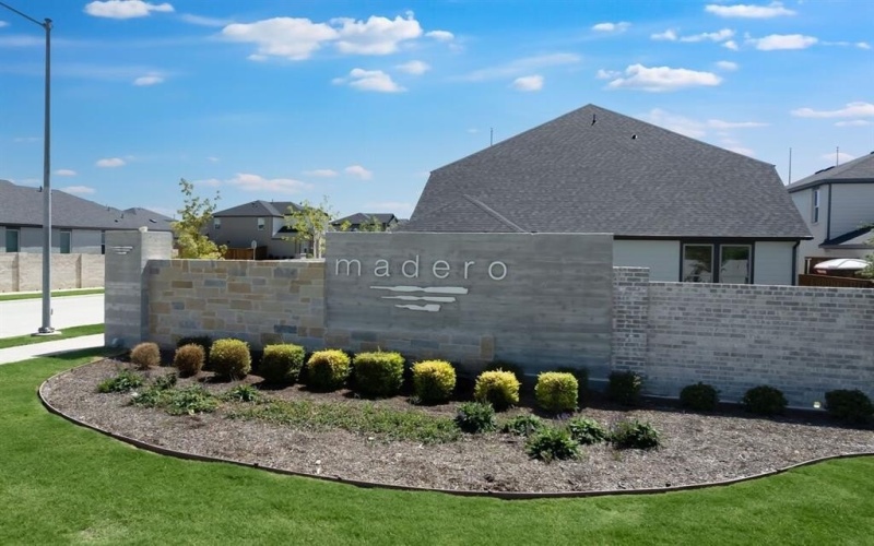 14909 Hierba Mora Drive, Fort Worth, TX 76052, 5 Bedrooms Bedrooms, ,3 BathroomsBathrooms,Residential,For Sale,14909 Hierba Mora Drive,0,21114558